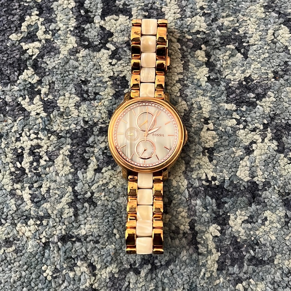 Women’s Fossil Watch